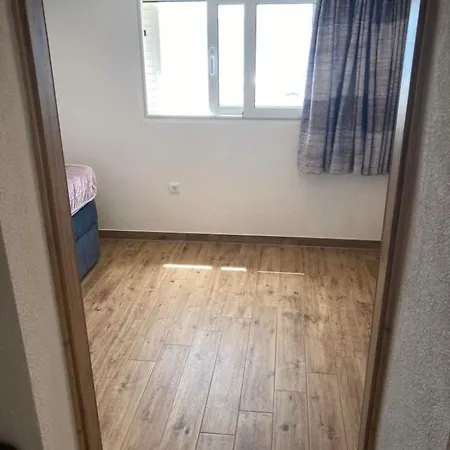 Apartment Sky *